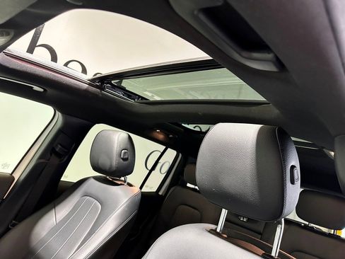 Used 2022 Mercedes-Benz GLB 250 4MATIC image 28