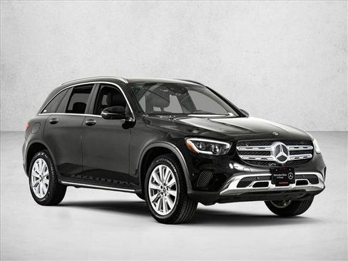 Used 2020 Mercedes-Benz GLC 300 4MATIC image 3