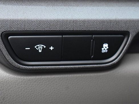 New 2026 Kia Carnival EX image 25