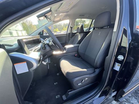 New 2026 Hyundai Ioniq 9 SE image 16