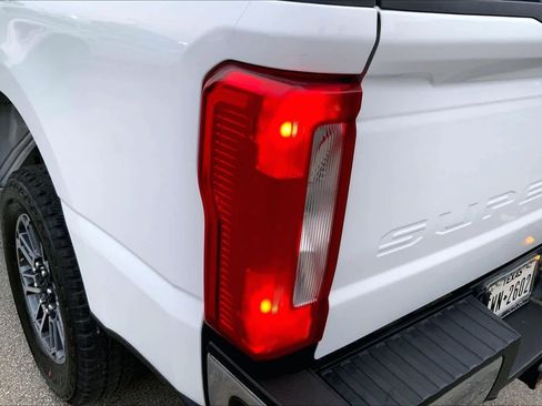 Certified 2024 Ford F250 XL w/ FX4 Off-Road Package image 23