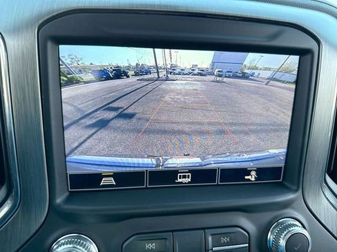 Used 2021 GMC Sierra 1500 Denali w/ Driver Alert Package II AWD/4WD image 17