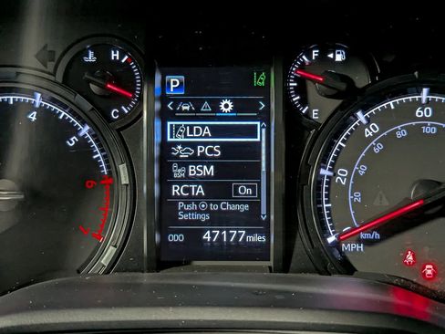 Certified 2022 Toyota 4Runner SR5 Premium image 39