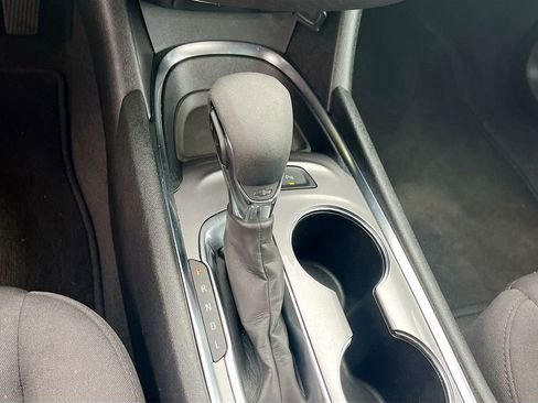 Used 2024 Chevrolet Malibu LT FWD image 16