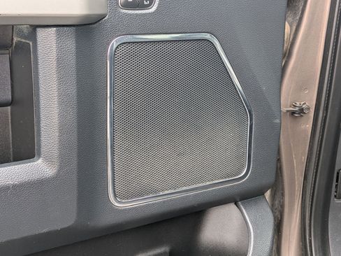 Used 2022 Ford F450 Lariat w/ Chrome Package image 15