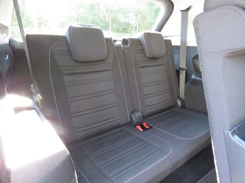 Used 2023 Volkswagen Tiguan S FWD image 17
