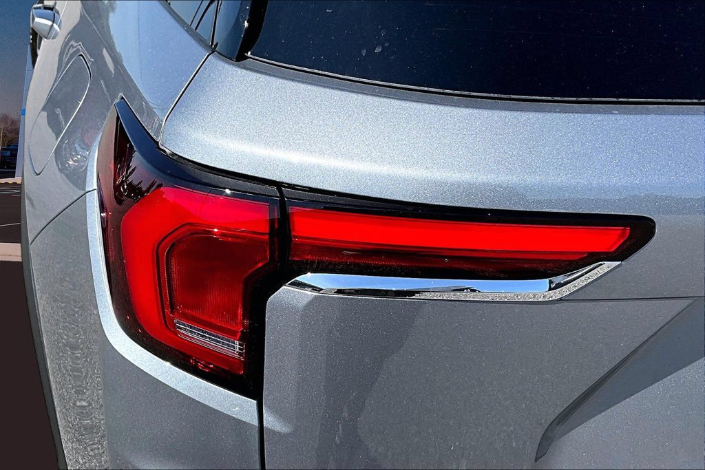 New 2027 GMC Terrain Elevation w/ Elevation Premium Package FWD image 28