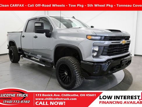 Used 2024 Chevrolet Silverado 2500 Custom w/ Custom Value Package AWD/4WD image 1