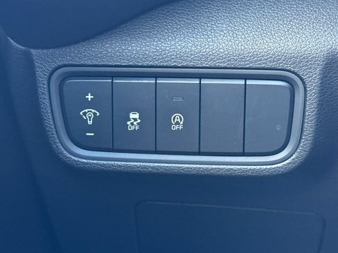 Used 2024 Kia Soul LX w/ Option Group 015 FWD image 29