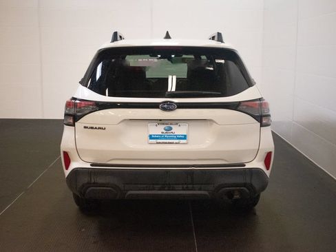 Used 2026 Subaru Forester Premium AWD/4WD image 5