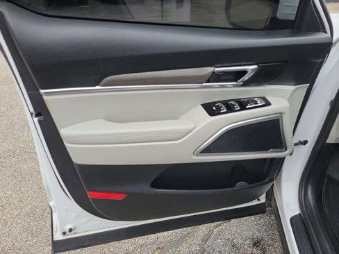 Used 2021 Kia Telluride EX image 18