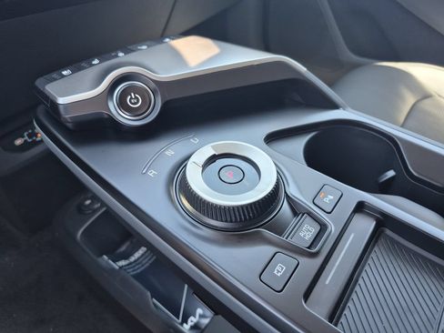 New 2026 Kia EV6 Wind AWD/4WD image 9