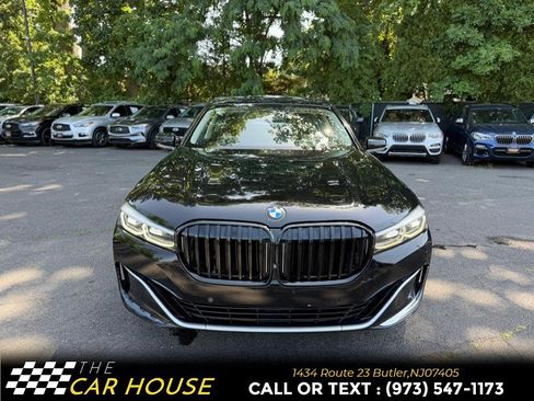 Used 2021 BMW 740i RWD image 12