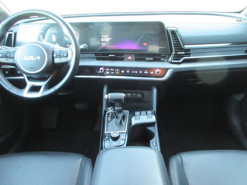 Used 2023 Kia Sportage X-Line AWD/4WD image 16