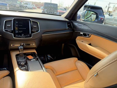 Used 2021 Volvo XC90 T6 Inscription w/ Advanced Package image 28