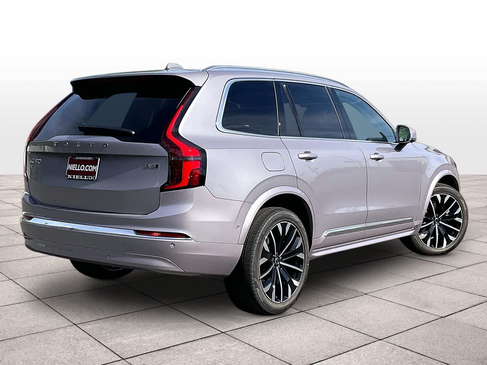 New 2026 Volvo XC90 B5 Plus w/ Protection Package AWD/4WD image 4