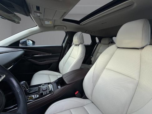 Used 2021 MAZDA CX-30 AWD 2.5 S w/ Premium Package image 12