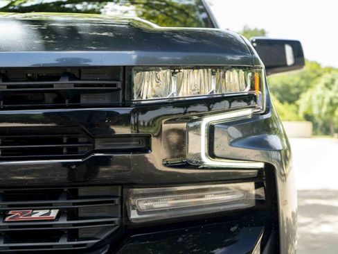 Used 2021 Chevrolet Silverado 1500 LT Trail Boss w/ Convenience Package II AWD/4WD image 11