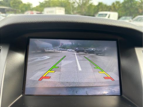 Used 2014 Ford Focus Titanium FWD image 24