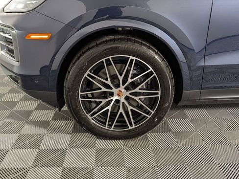 New 2026 Porsche Cayenne AWD/4WD image 11
