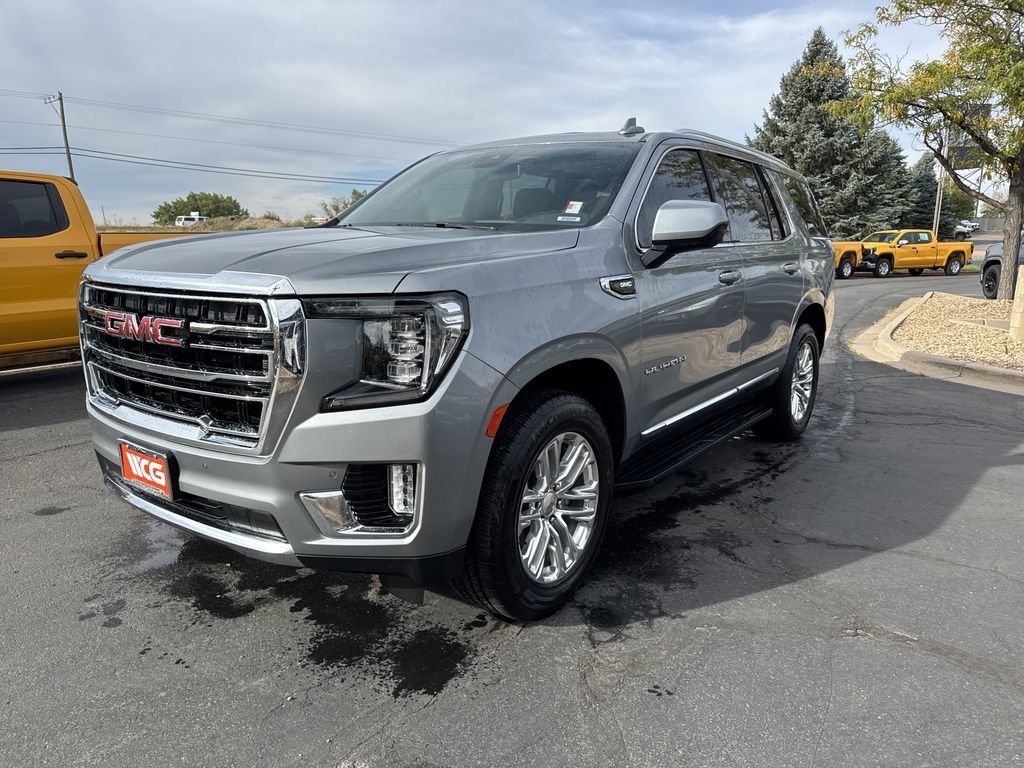 Used 2023 GMC Yukon SLT AWD/4WD image 8