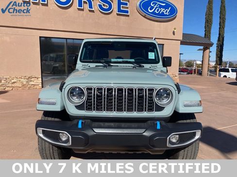 Used 2024 Jeep Wrangler Unlimited Sahara image 15