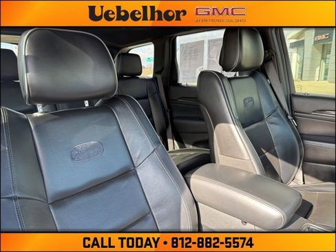 Used 2019 Jeep Grand Cherokee Overland image 4