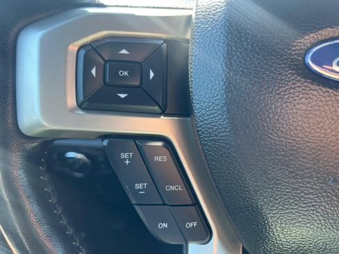 Used 2021 Ford F250 Lariat image 20