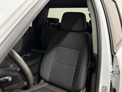 Certified 2024 GMC Sierra 3500 Pro w/ Convenience Package image 5