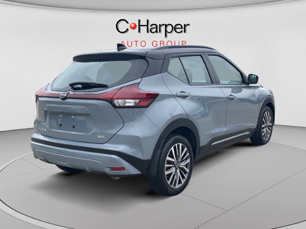 Used 2023 Nissan Kicks SR FWD image 3