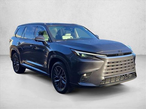 Used 2025 Lexus TX 350 AWD w/ Technology Package image 3