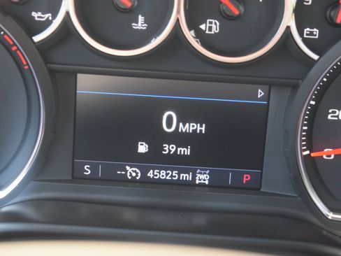 Used 2021 Chevrolet Silverado 1500 Custom Trail Boss w/ Safety Confidence Package image 13