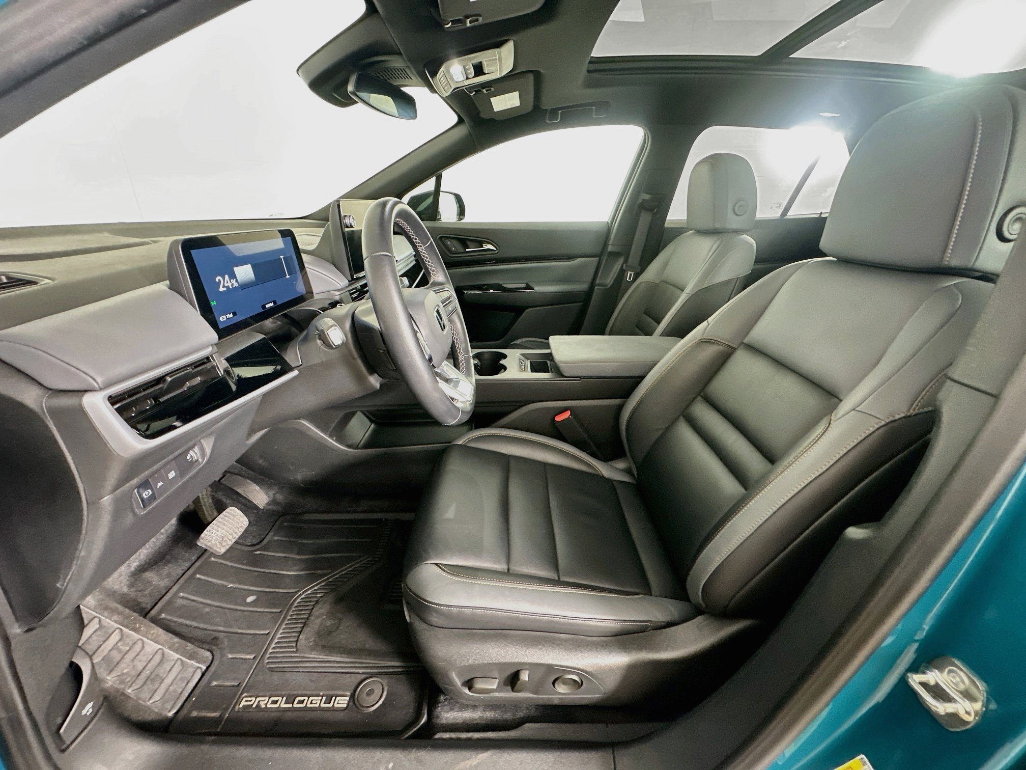 Used 2025 Honda Prologue Touring image 13