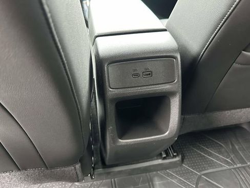 Used 2024 Chevrolet Trax ACTIV FWD image 19