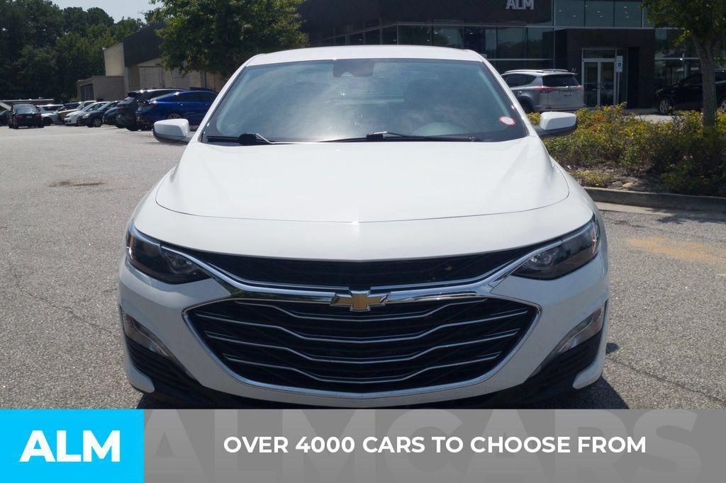 Used 2024 Chevrolet Malibu LT FWD image 2