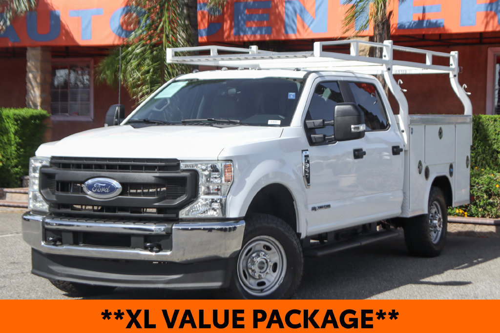 Used 2022 Ford F350 XL w/ Power Equipment Group AWD/4WD image 4