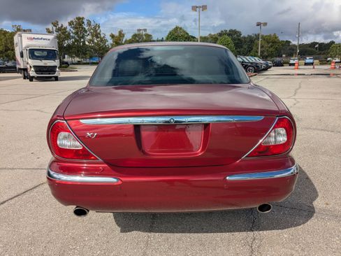 Used 2006 Jaguar XJ8 L image 5