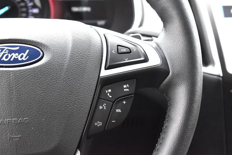 Used 2018 Ford Edge Sport w/ Equipment Group 401A AWD/4WD image 16