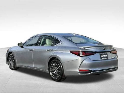 Certified 2024 Lexus ES 300h w/ Luxury Package image 5