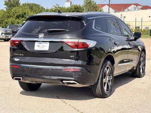 Used 2022 Buick Enclave Essence w/ Experience Buick Package FWD image 6