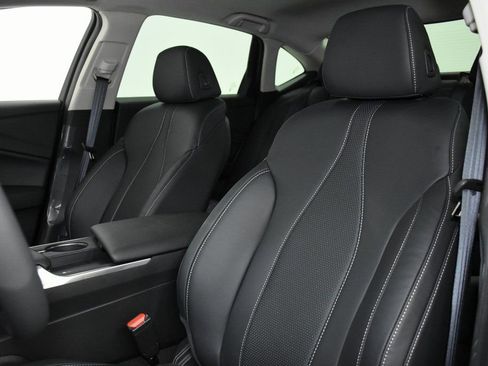 Used 2025 Acura TLX w/ Technology Package image 10