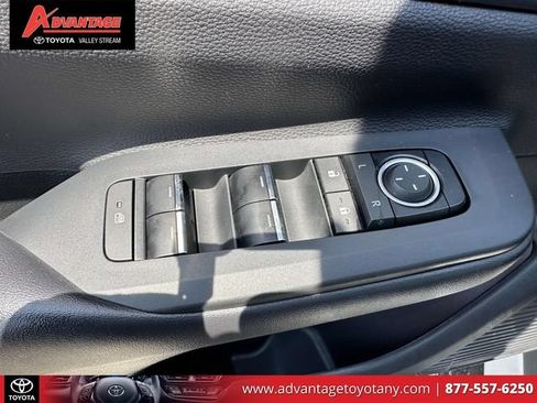 Certified 2026 Toyota Prius Plug-In Hybrid w/ Limited Premium Package FWD image 21