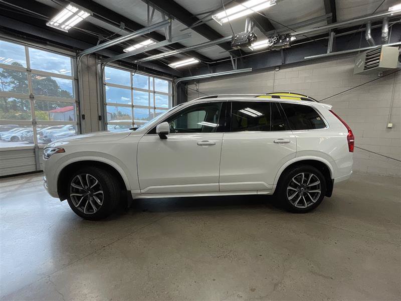 Used 2019 Volvo XC90 T5 Momentum w/ Protection Package Premier FWD image 2