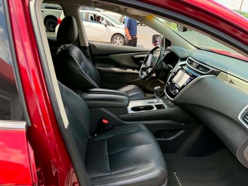 Used 2018 Nissan Murano SV FWD image 12