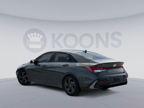 New 2026 Hyundai Elantra Sport FWD image 7