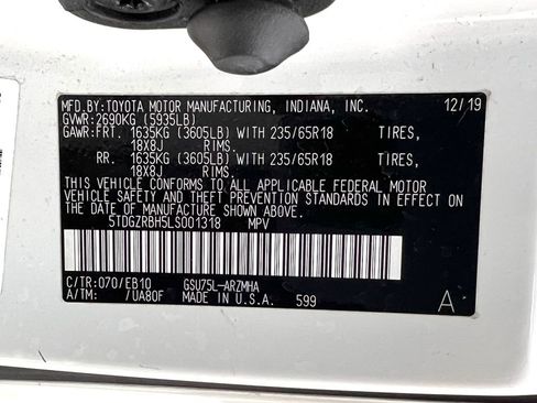 Used 2020 Toyota Highlander XLE image 24