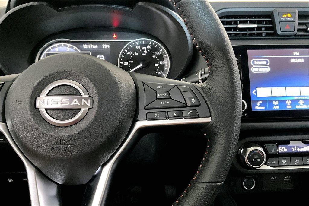 New 2025 Nissan Versa SR w/ Trunk Package FWD image 22