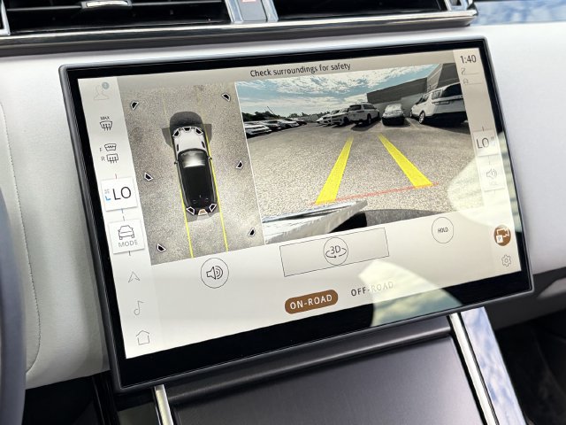 Used 2026 Land Rover Range Rover Velar Dynamic SE AWD/4WD image 15
