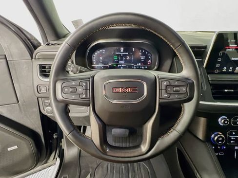 Used 2023 GMC Yukon AT4 w/ AT4 Premium Package AWD/4WD image 12
