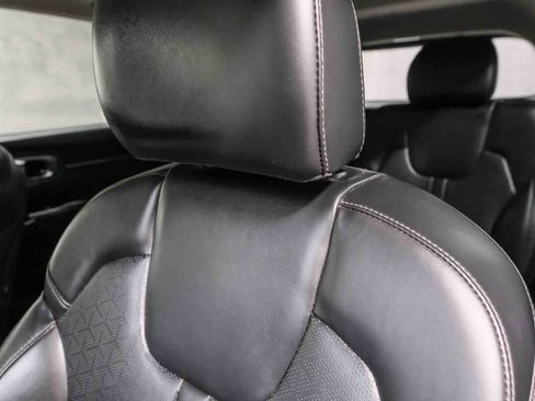 Used 2023 Kia Sorento SX FWD image 25